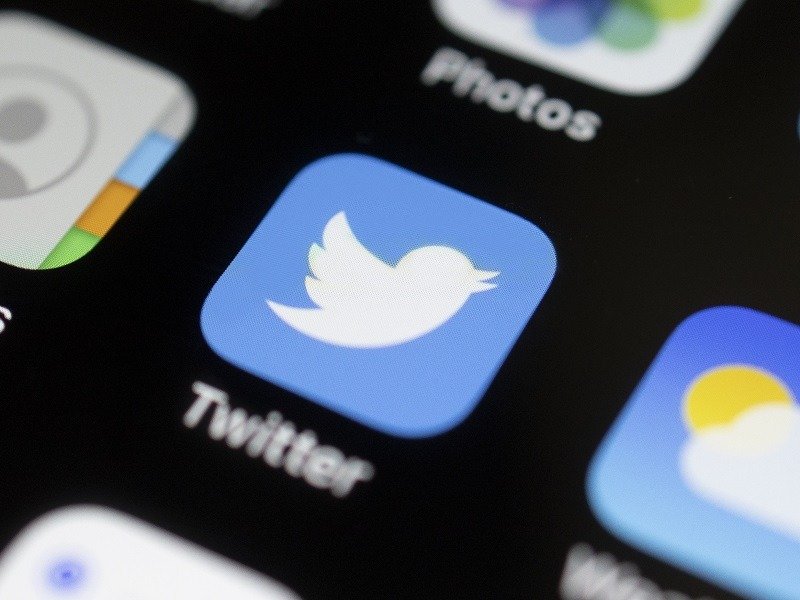 Twitter scoops up news subscription start-up Scroll